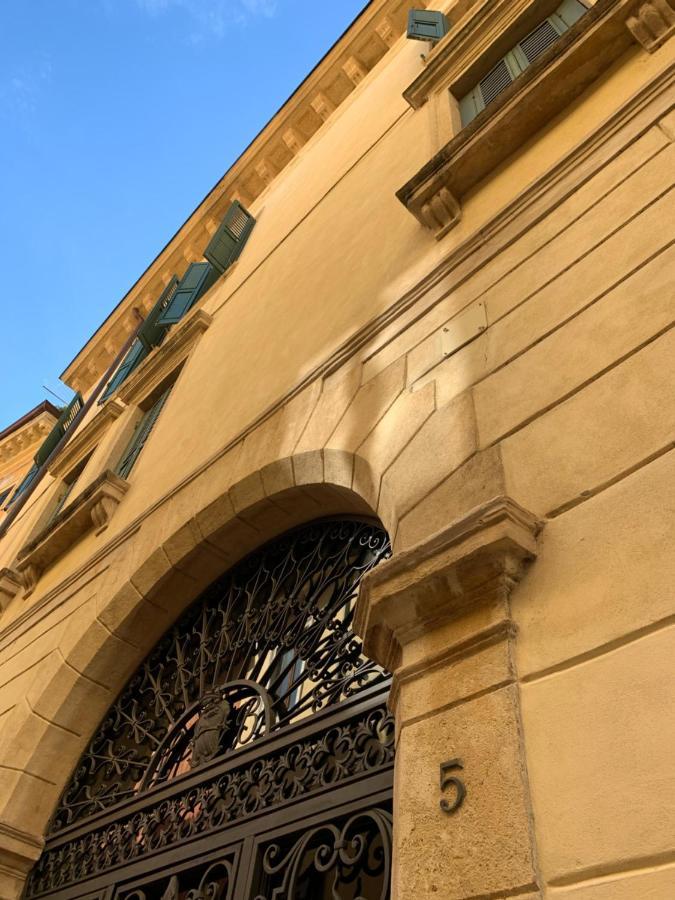 Appartamento Atto primo Verona Esterno foto
